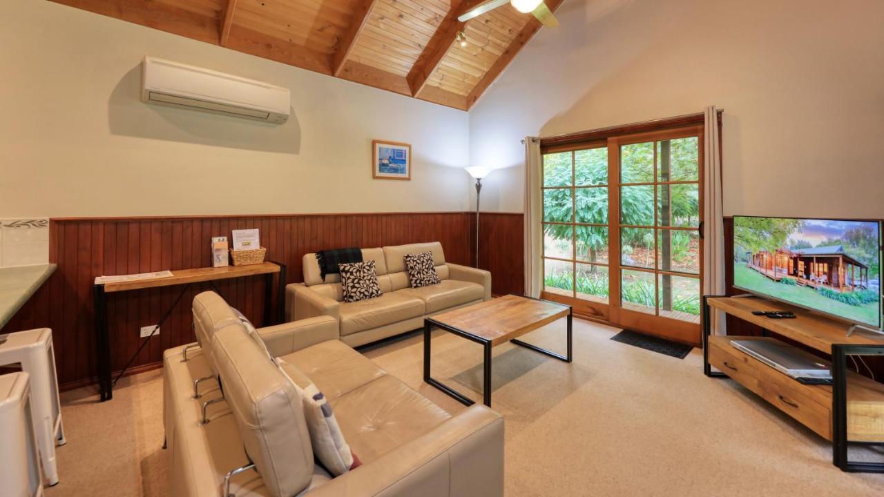 Beechworth Cedar Cottages Exterior photo